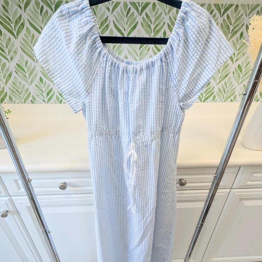 Wendy -Peter Pan -Costume Blue Stripe Nightgown Large